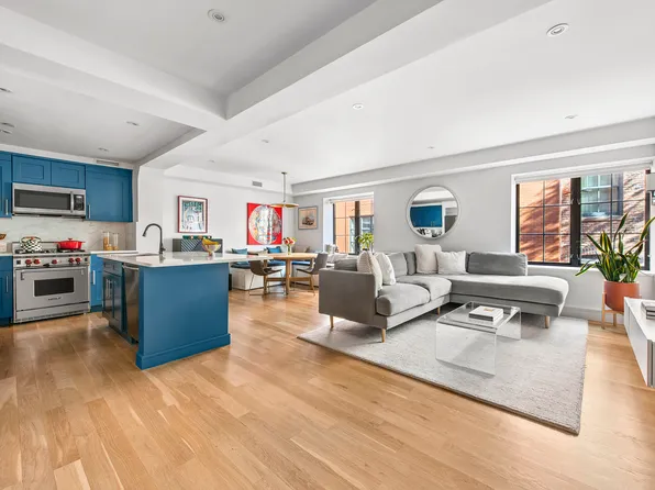 401 Hicks Street image 1 of 11