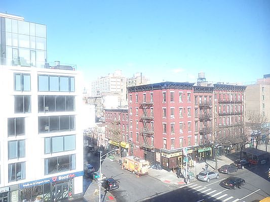 5th image of 630 10th Ave APT 5N