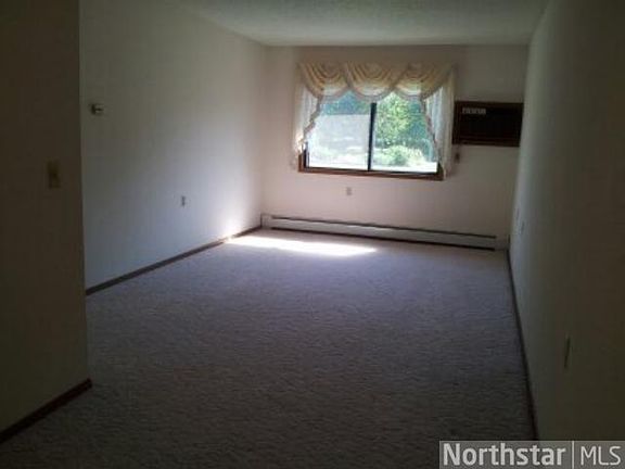 4th image of 1212 3rd St NE APT 109