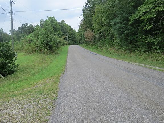 2nd image of 1389 Mountain Valley Dr