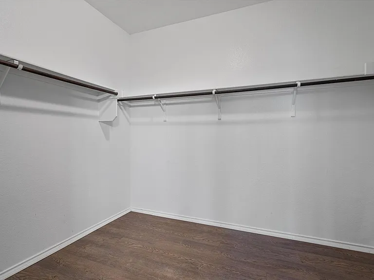 146 Russet Trl — Photo 19