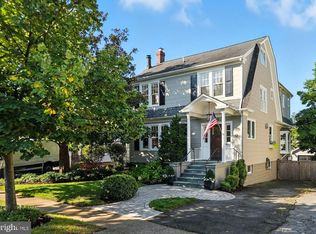 1610 N Danville St, Arlington, VA 22201