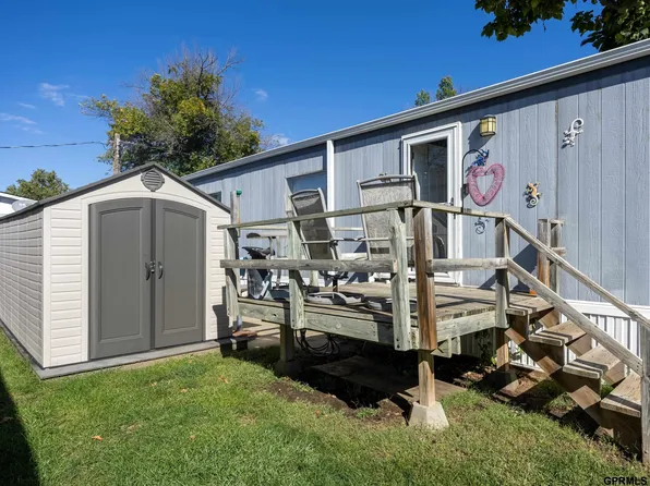 3101 Washington St Trailer 15, Bellevue, NE 68005