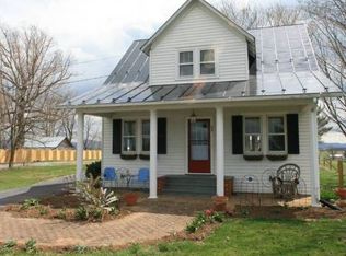 33 Virginia Mills Rd, Weyers Cave, VA 24486