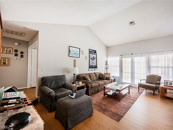 5th image of 2699 Aldonza Dr