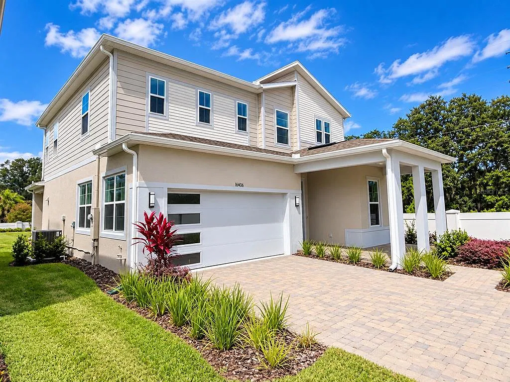 5 bed, 3.5 bath, 2563 sqft, $4,999 — Photo 3