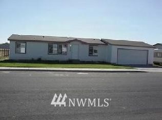 1050 SW Alder St, Quincy, WA 98848