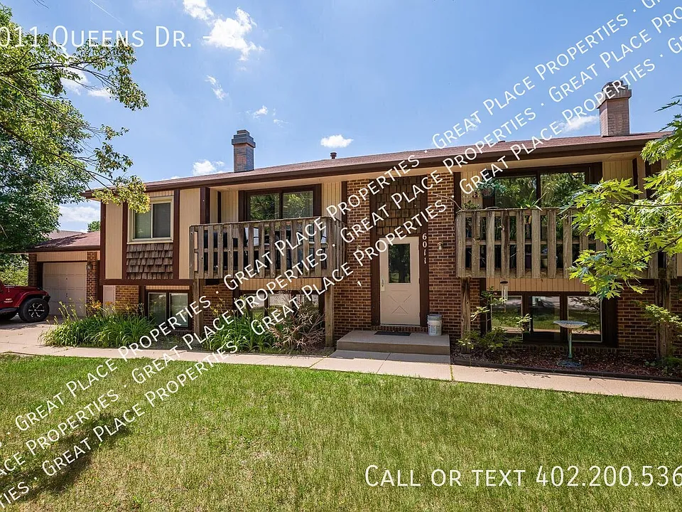 6011 Queens Dr #3