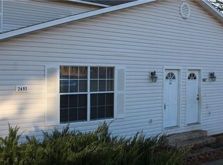 2487 N Brophy Cir, Fayetteville, AR 72703