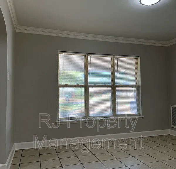 4652 Kassel Rd — Photo 6