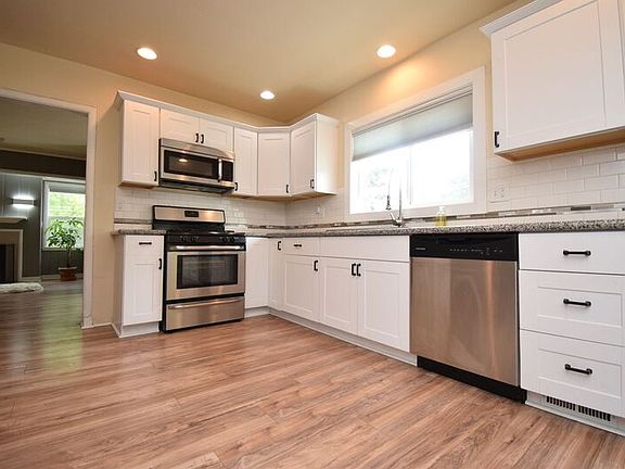 5th image of 721 E Loveland Ave