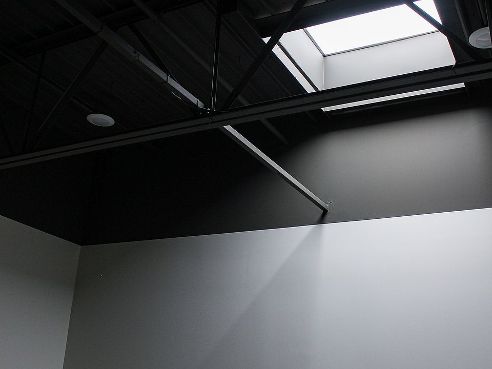 Building Photo 5