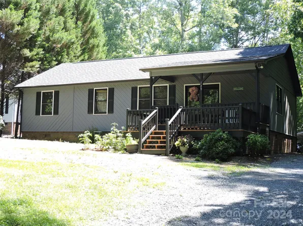 129 Creswell Rd, Mount Gilead, NC 27306