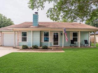 5918 Twin Willows Dr, Arlington, TX 76017
