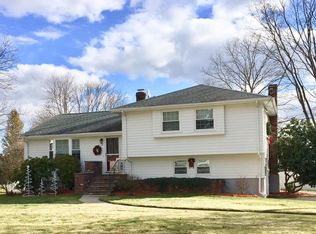5 Nancy Rd, Milford, MA 01757