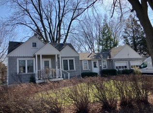 1511 N Poplar Ave, Round Lake Beach, IL 60073