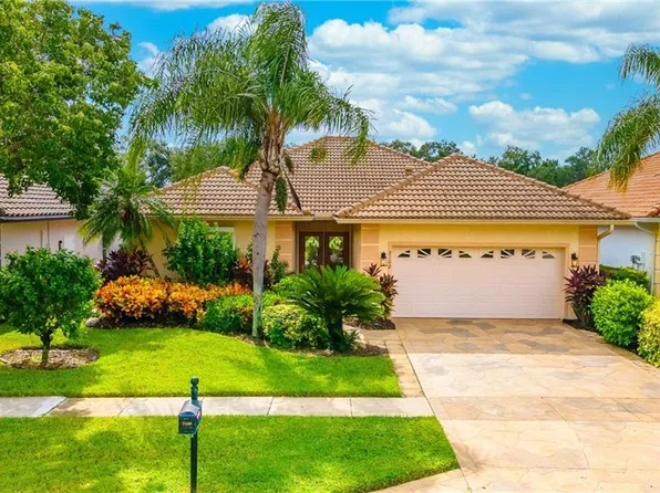 7100 Falcons Glen Blvd, Naples, FL 34113