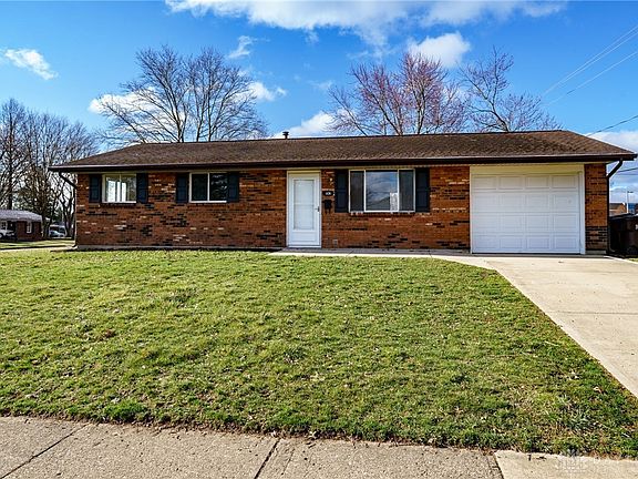3rd image of 1436 Commonwealth Dr