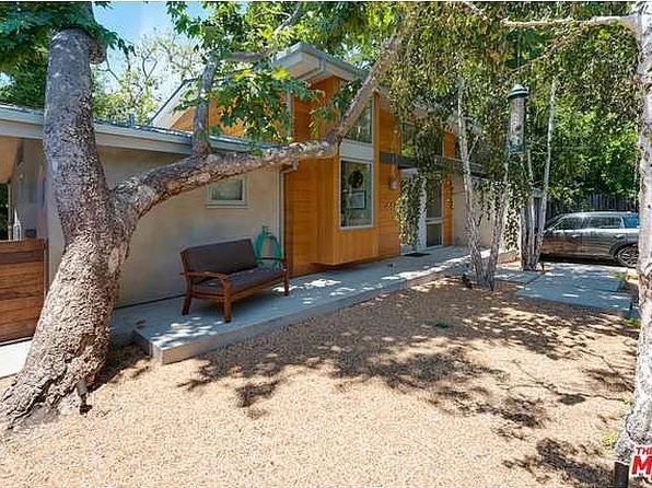 447 Sycamore Rd, Santa Monica, CA 90402