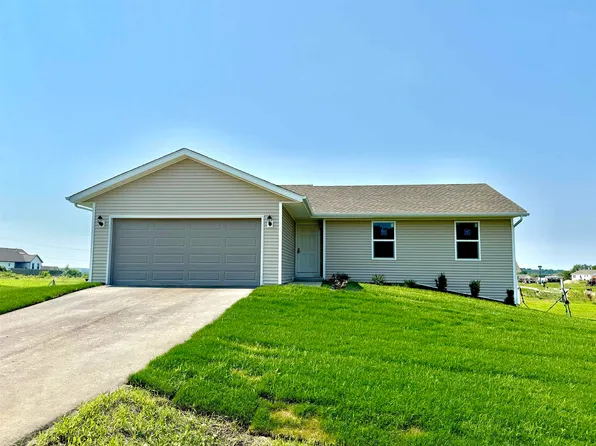 708 E Maple Bch, Edgerton, WI 53534