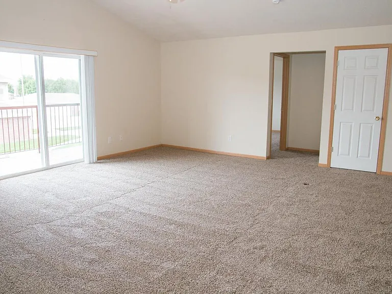 Northbrook Apartments — Photo 274
