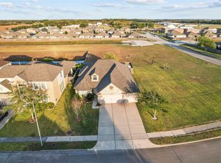 8214 Rosemary Dr, Baytown, TX 77521