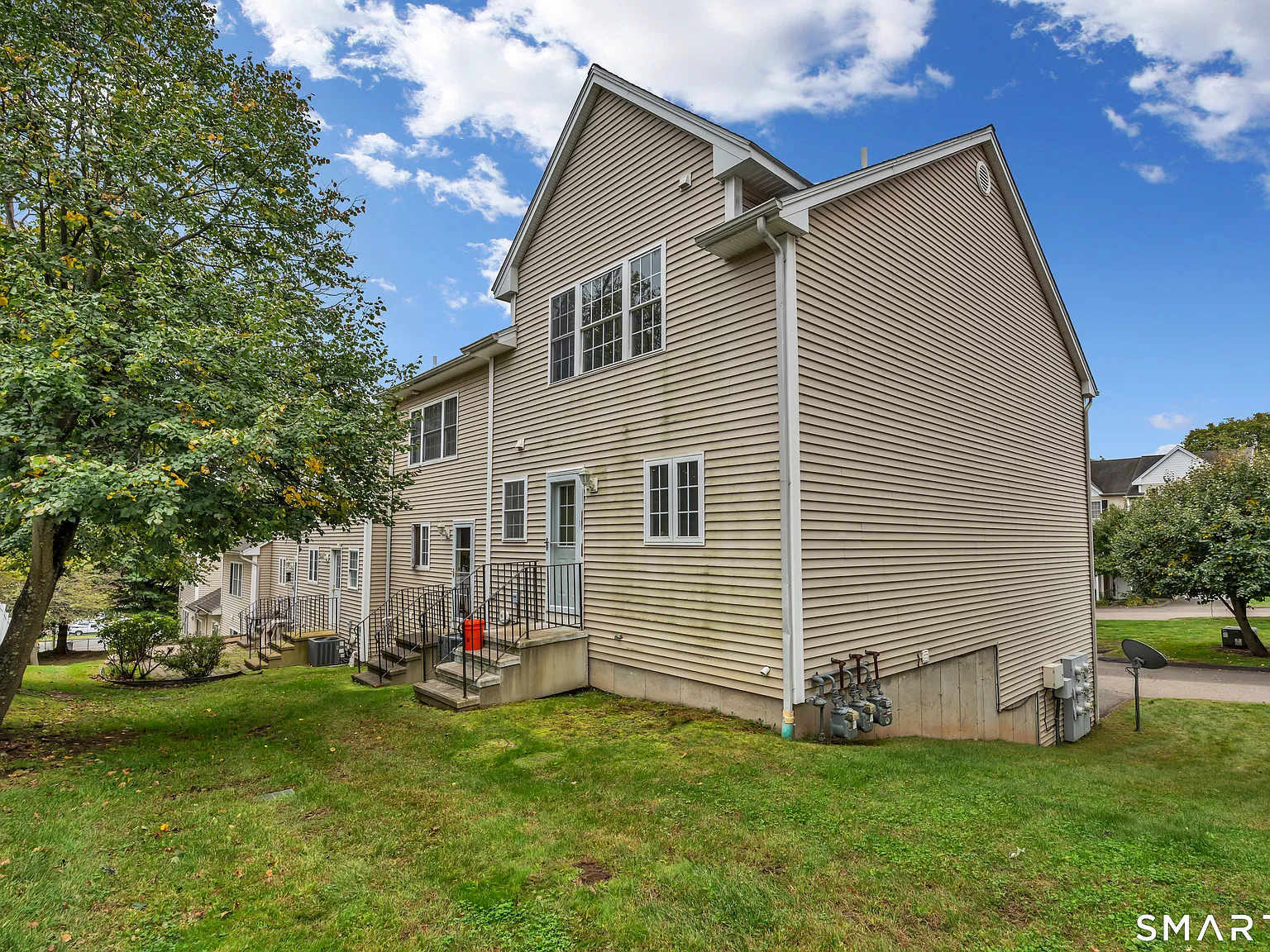 2 bed, 1.5 bath, 1257 sqft, $3,000 — Photo 3