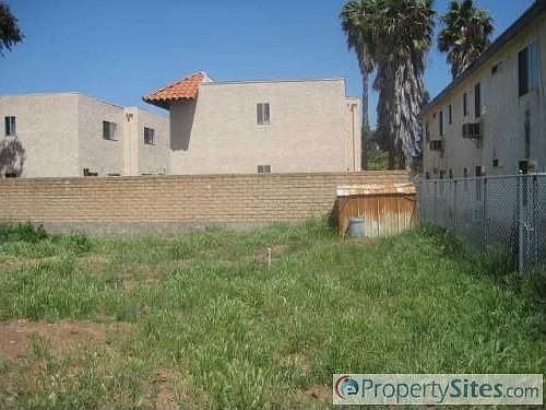 2nd image of 521 S Mollison Ave