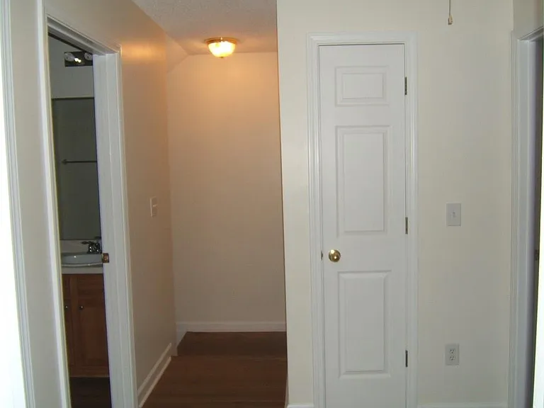 7202 Georges Way — Photo 11