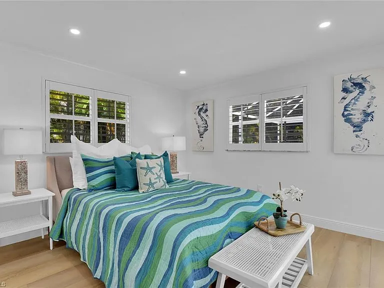 740 Park Shore Dr — Photo 23