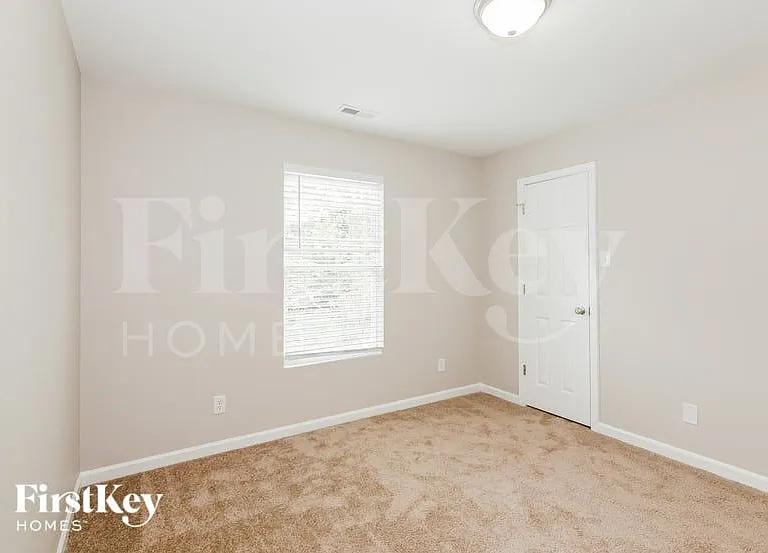 1434 Waterlily Ln — Photo 12