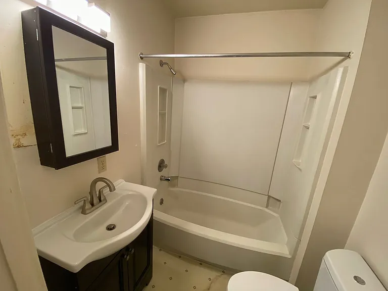 Summit St 1722 GW2 — Photo 6