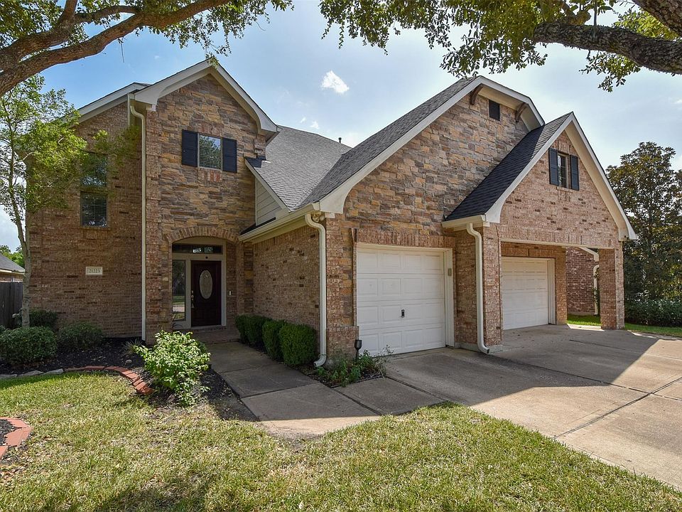 1st image of 21223 Pennshore Ln
