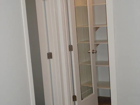 112 NW 19th St APT D