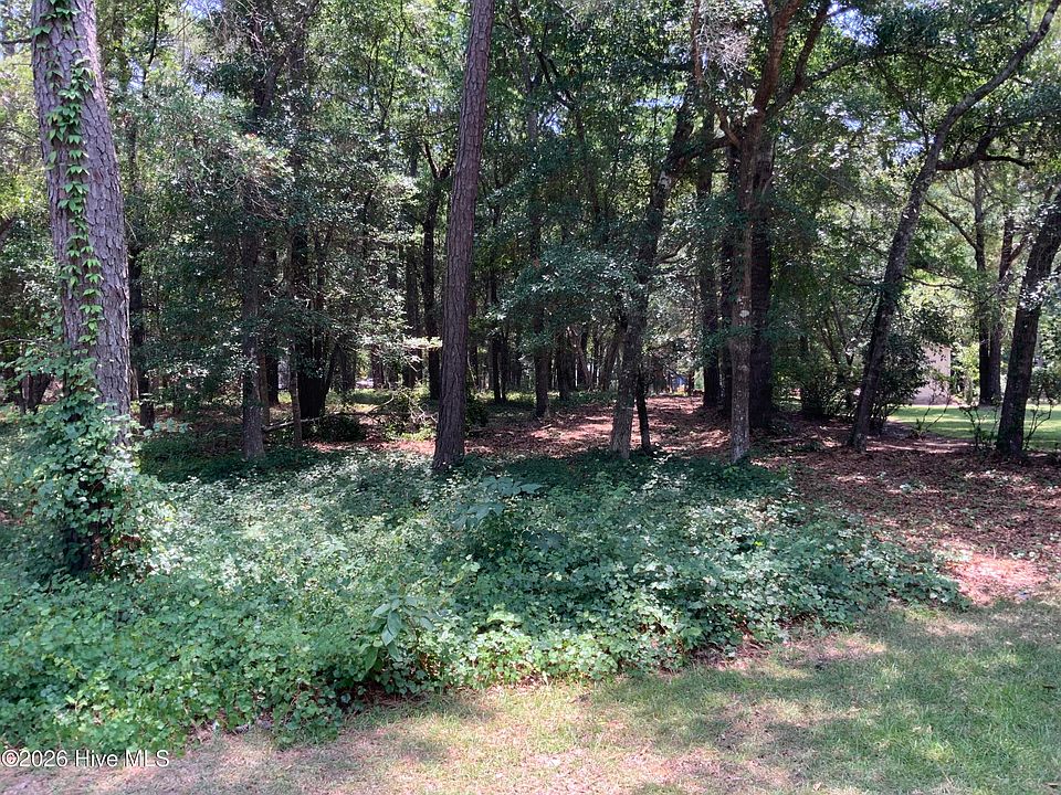 1st image of 709 Lakeside Drive SE