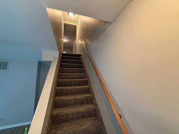 Stairs to bedrooms, 2nd bathroom