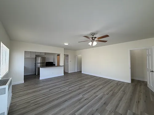 549 E 17th St #551 Photo 1