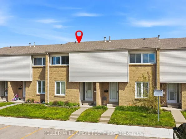 500 Osgoode Dr #136, London, ON N6E 2G9