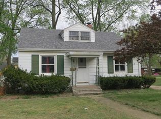 1020 Troy Rd, Edwardsville, IL 62025