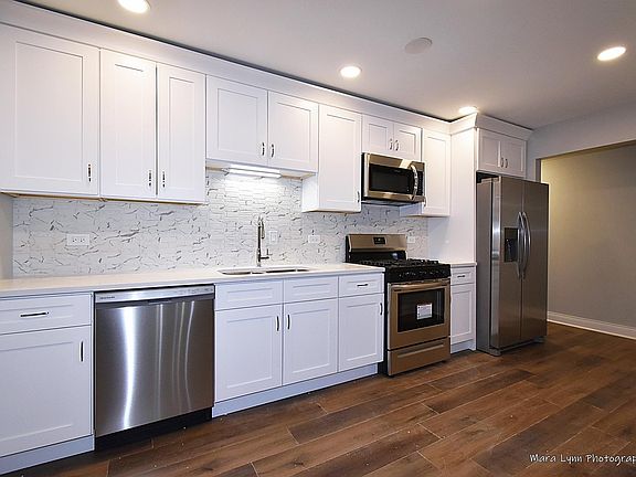 3rd image of 1645 N Marywood Ave APT 14A