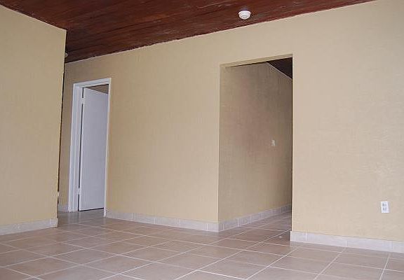 5th image of 124 Tarawa St