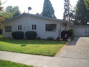 1st image of 620 Whitman St
