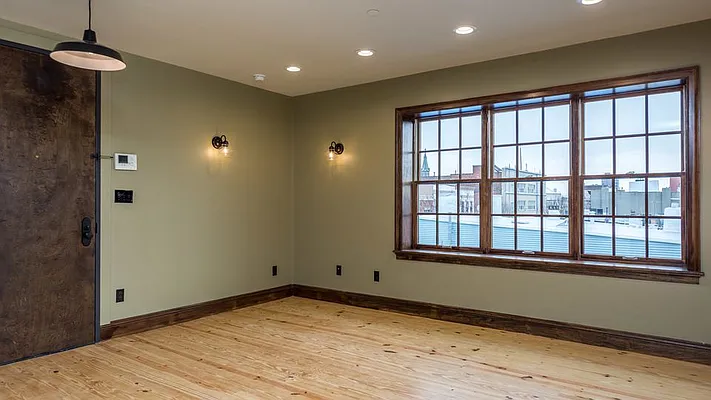 Rented by Nooklyn NYC LLC | media 55