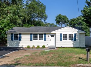 15 Maple Street, Wyandanch, NY 11798