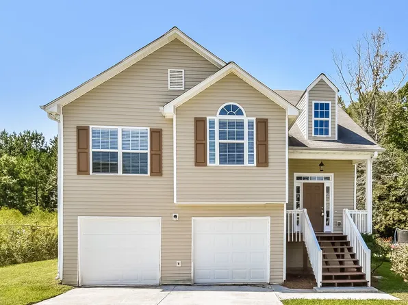 1440 Paddocks Ct, Powder Springs, GA 30127