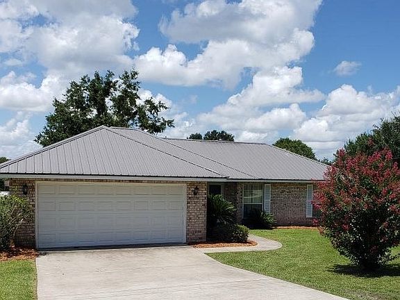 2nd image of 306 SW Woodcrest Dr