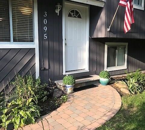 2nd image of 3095 Kingsbridge Ln