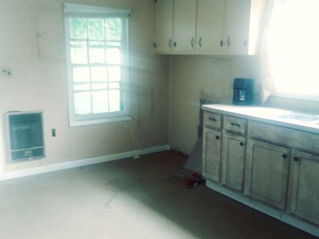 2nd image of 1105 Montgomery Ave