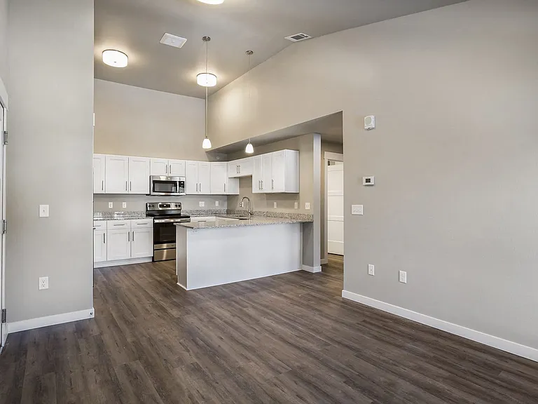 Stillwater Crossing Apartments — Photo 18