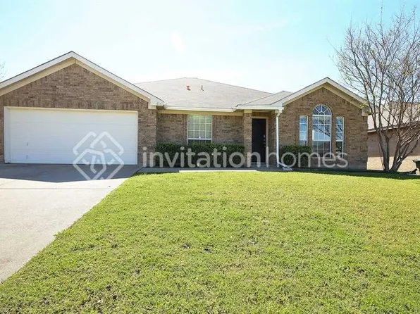 614 Saint Eric Dr, Mansfield, TX 76063